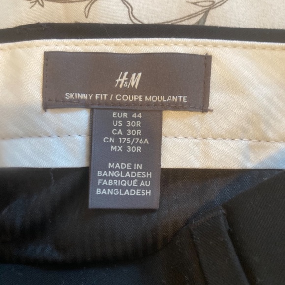 (SOLD))Men’s/teens dress pants - Picture 4 of 4